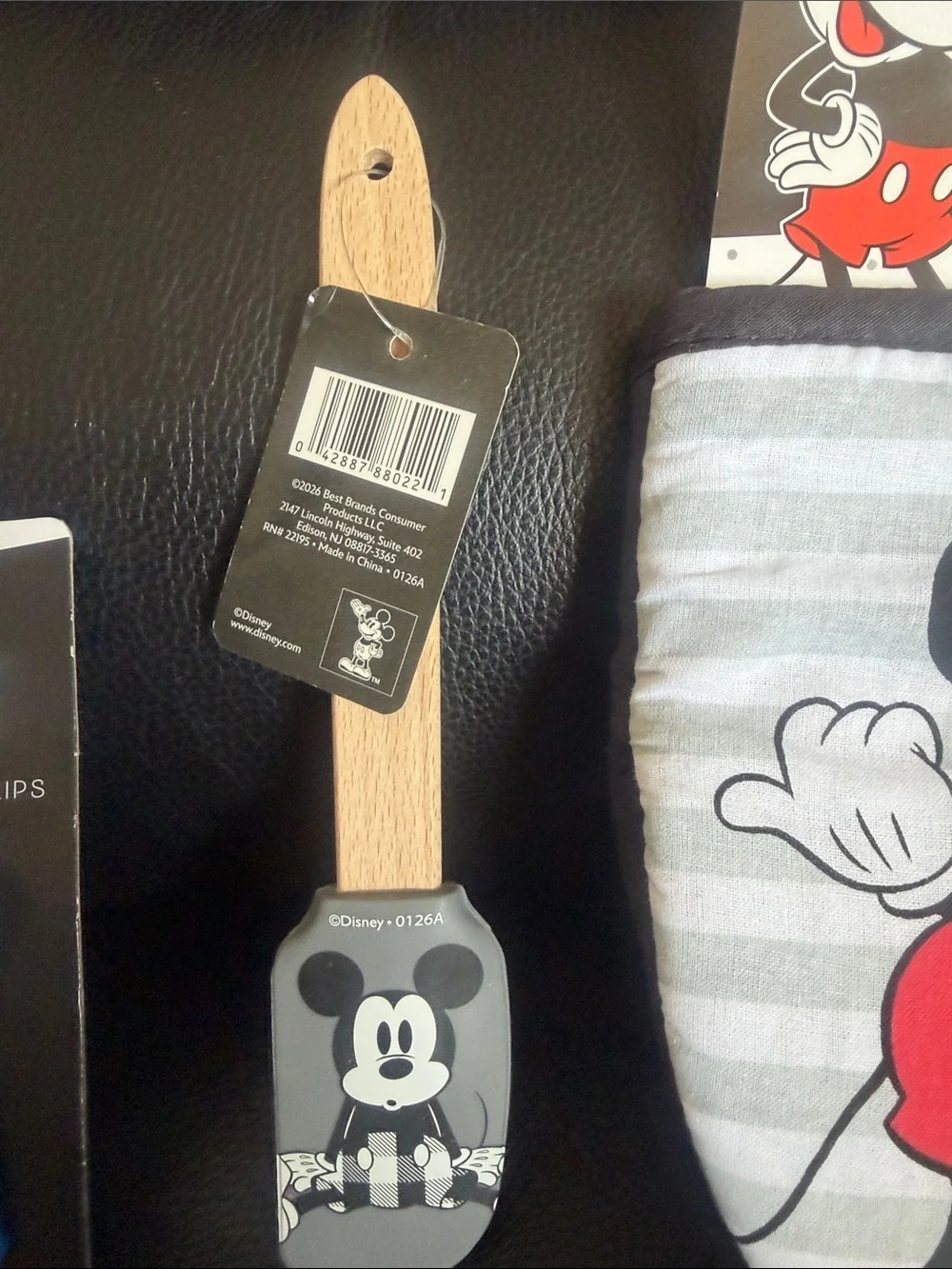 Mickey Mouse Mini Mitt, Mini Spatula & Magnetic Bag Clips—Brand New